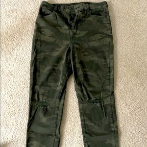 AE Next Level Stretch Curvy Super Hi-Rise Jegging